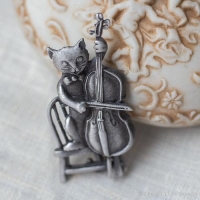 JJ-セロ弾きのヴィンテージ・キャット・ブローチ