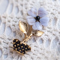 Swoboda スワボダ-天然石-レースアガテのハートフラワー・ヴィンテージ・ブローチ