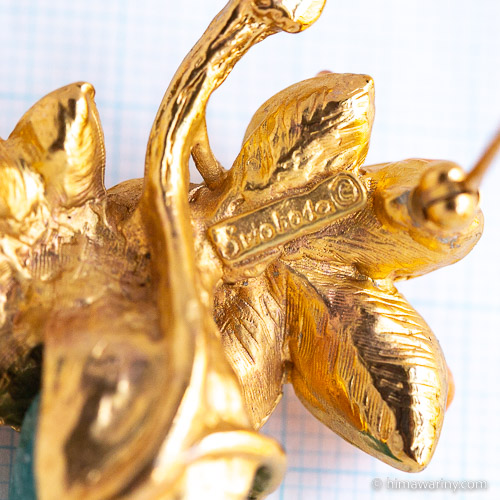 Swoboda スワボダ-天然石-フラワー・ドングリ・ブローチ【ヴィンテージ