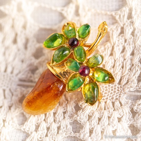 Swoboda スワボダ-天然石-シトリンどんぐりブローチ【ヴィンテージ・デッドストック】