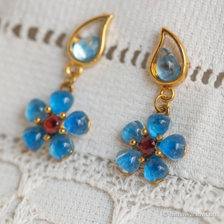 Swoboda スワボダ-天然石-ブルートパーズ・フラワー・ヴィンテージ・ピアス【デッドストック】