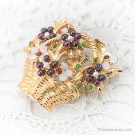 Swoboda スワボダ-天然石-野の花バスケット・ブローチ