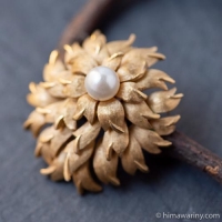 Trifari トリファリ-ゴールド&パール牡丹ブローチ