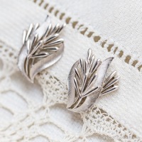 Trifari トリファリ-シルバー・ニードルリーフ・ヴィンテージ・イヤリング