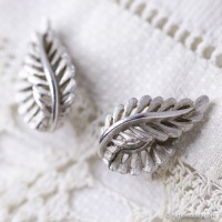 Trifari トリファリ-シルバー・リーフ・ヴィンテージ・イヤリング