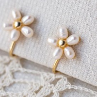 真珠フラワー・ユーズド・イヤリング